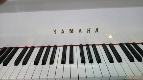YAMAHA九成新二手鋼琴